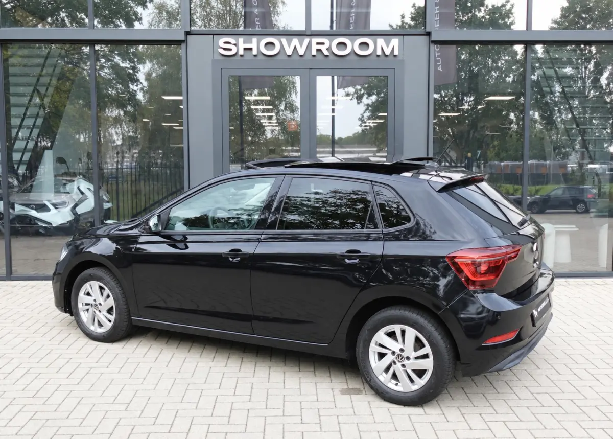 1.0 TSI Life PANO CARPLAY ACC VOL