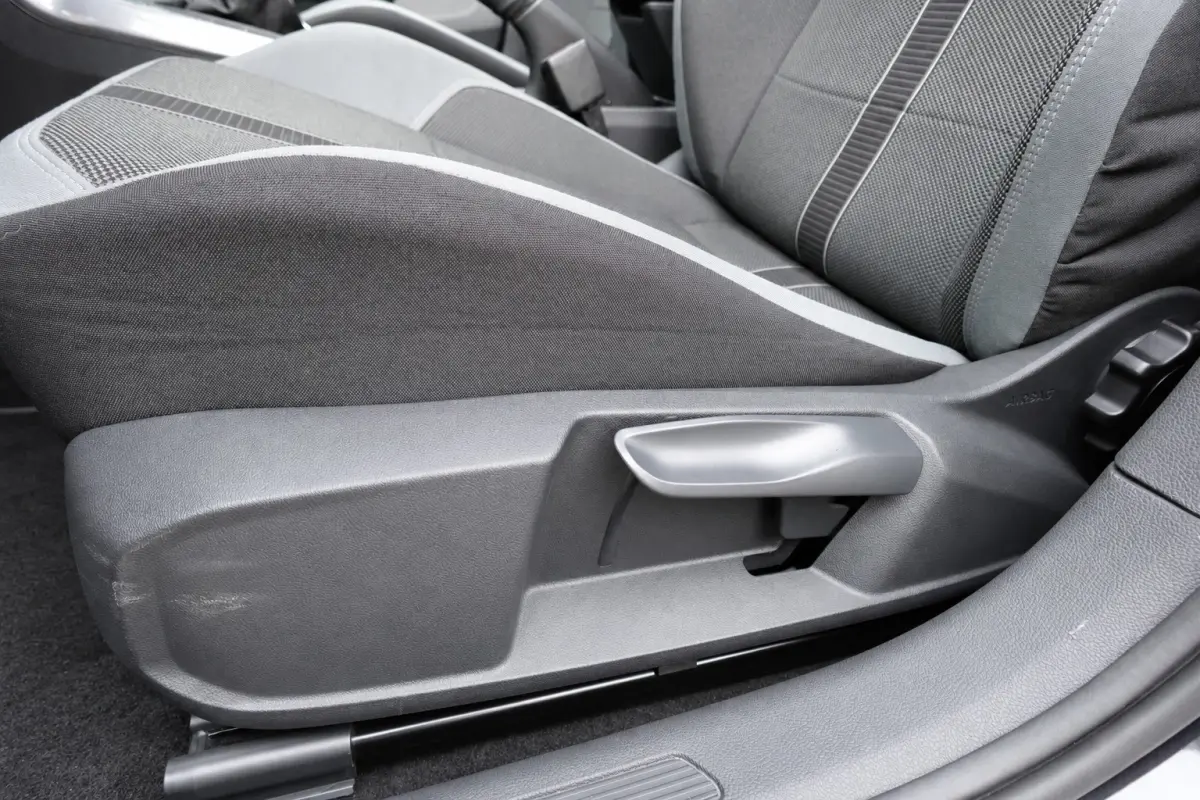 1.0 TSI Life PANO CARPLAY ACC VOL