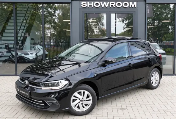 1.0 TSI Life PANO CARPLAY ACC VOL