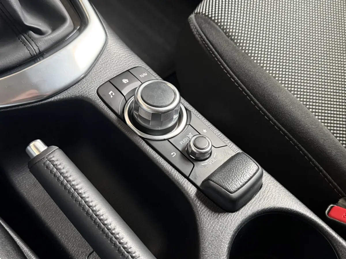 1.5 Skyactiv-G GT-M | CAMERA | STOELVERW | 1e EIG