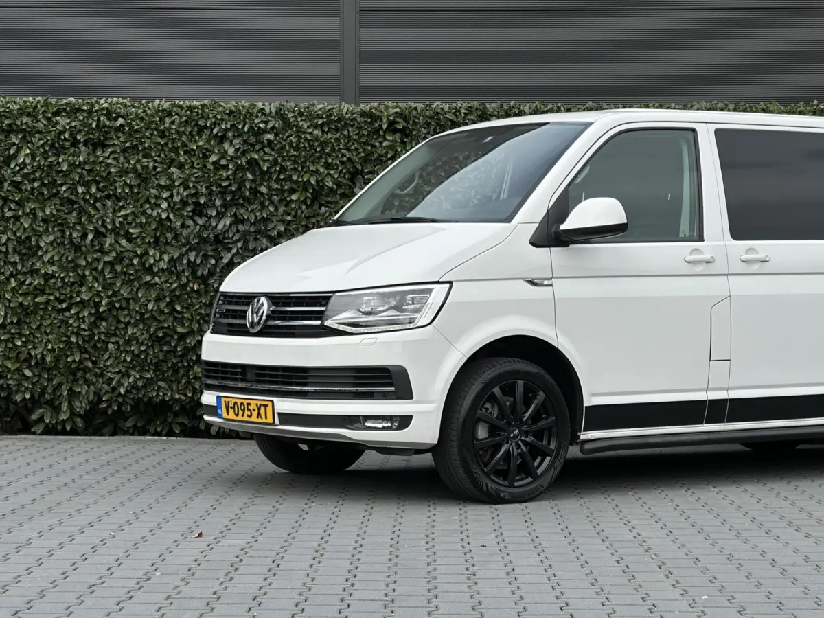 2.0 TDI L2H1 DC 4Motion Highline, DUBBEL CABINE, STANDKACHEL, LEDER, NAVI, ADAPT CRUISE CONTROL, CLIMATE CONTROL, STOELVERWARMING, TREKHAAK, LED KOPLAMPEN, PDC, DAB, SIDE-BARS, LICHTMETAAL 1