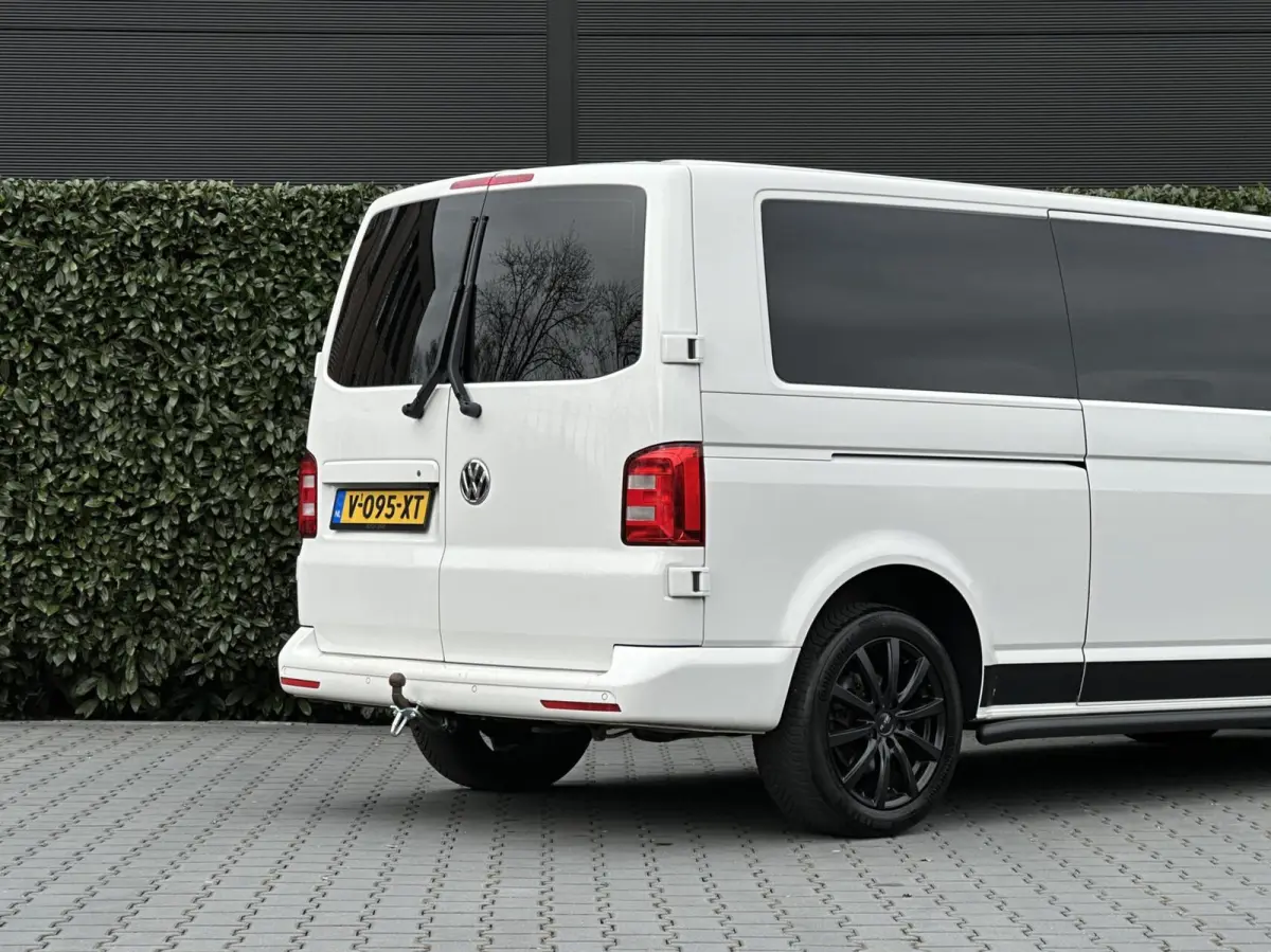 2.0 TDI L2H1 DC 4Motion Highline, DUBBEL CABINE, STANDKACHEL, LEDER, NAVI, ADAPT CRUISE CONTROL, CLIMATE CONTROL, STOELVERWARMING, TREKHAAK, LED KOPLAMPEN, PDC, DAB, SIDE-BARS, LICHTMETAAL 1