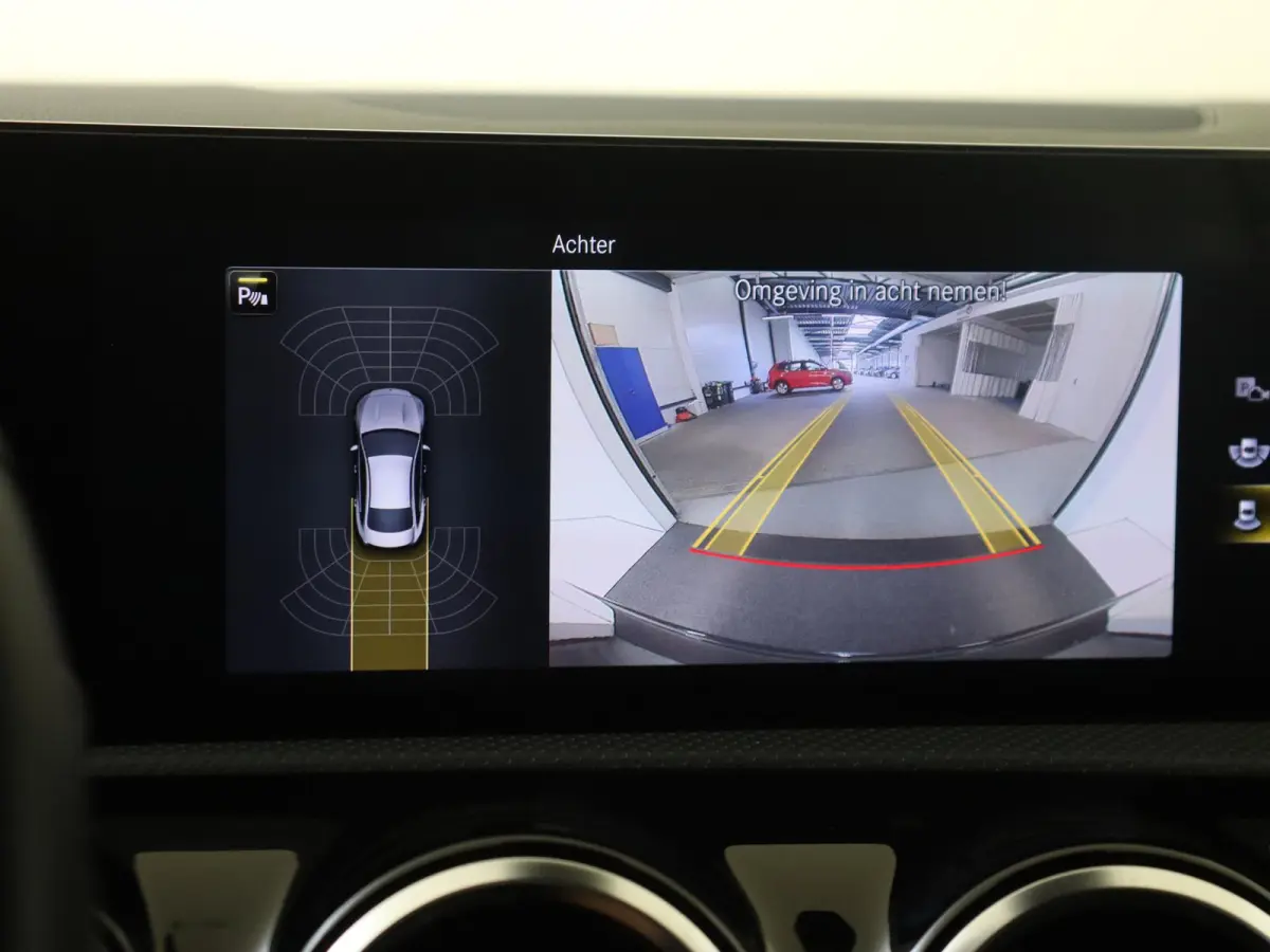 180 Luxury Line | Wordt Verwacht | Stoelverwarming | Achteruitrijcamera | Parkeersensoren |