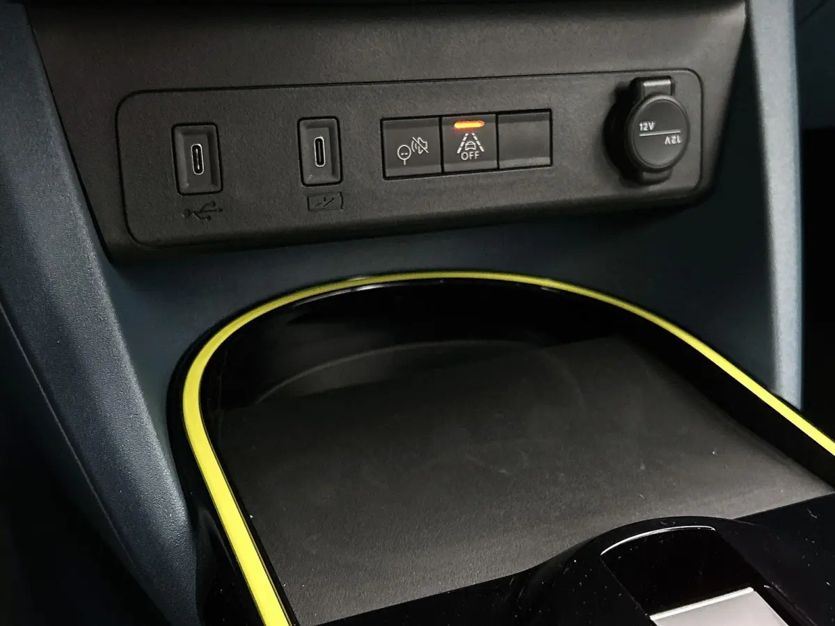 1.2 110pk Hybrid ICON Automaat | Apple Carplay/Android Auto | Airco | Cruise Control | Parkeersensoren | IsoFix |
