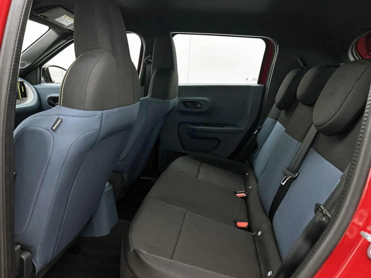 1.2 110pk Hybrid ICON Automaat | Apple Carplay/Android Auto | Airco | Cruise Control | Parkeersensoren | IsoFix |