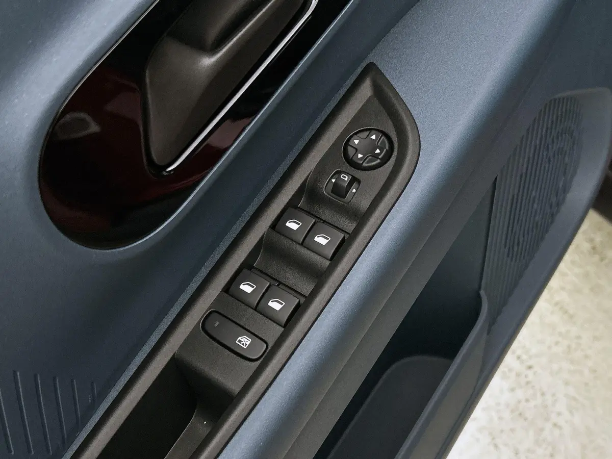 1.2 110pk Hybrid ICON Automaat | Apple Carplay/Android Auto | Airco | Cruise Control | Parkeersensoren | IsoFix |