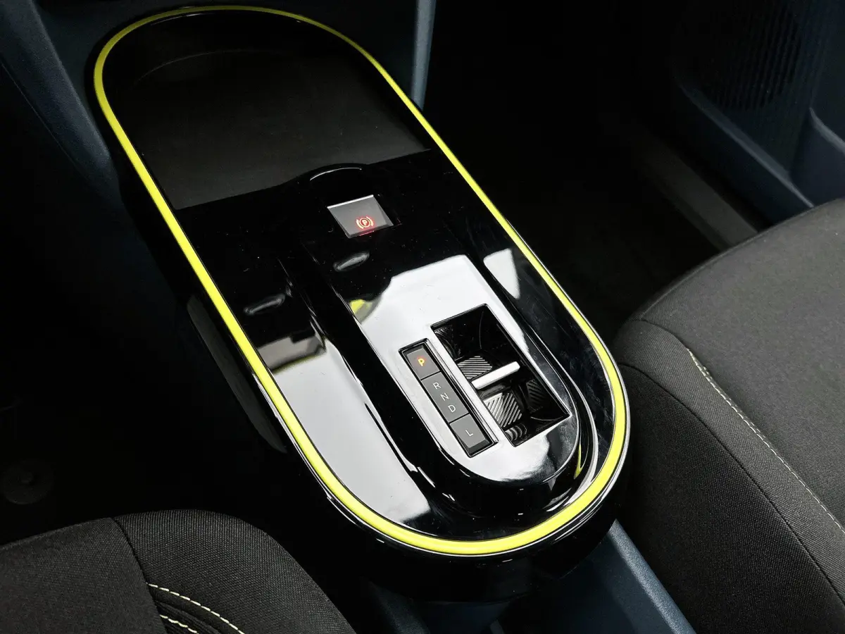 1.2 110pk Hybrid ICON Automaat | Apple Carplay/Android Auto | Airco | Cruise Control | Parkeersensoren | IsoFix |