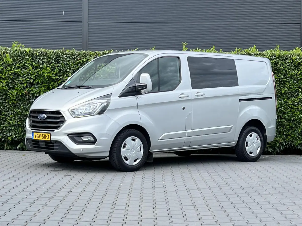 300 2.0 TDCI L1H1 Limited DC, DUBBEL CABINE, AIRCO, NAVIGATIE, CRUISE CONTROL, CAMERA, DUBBELE SCHUIFDEUR