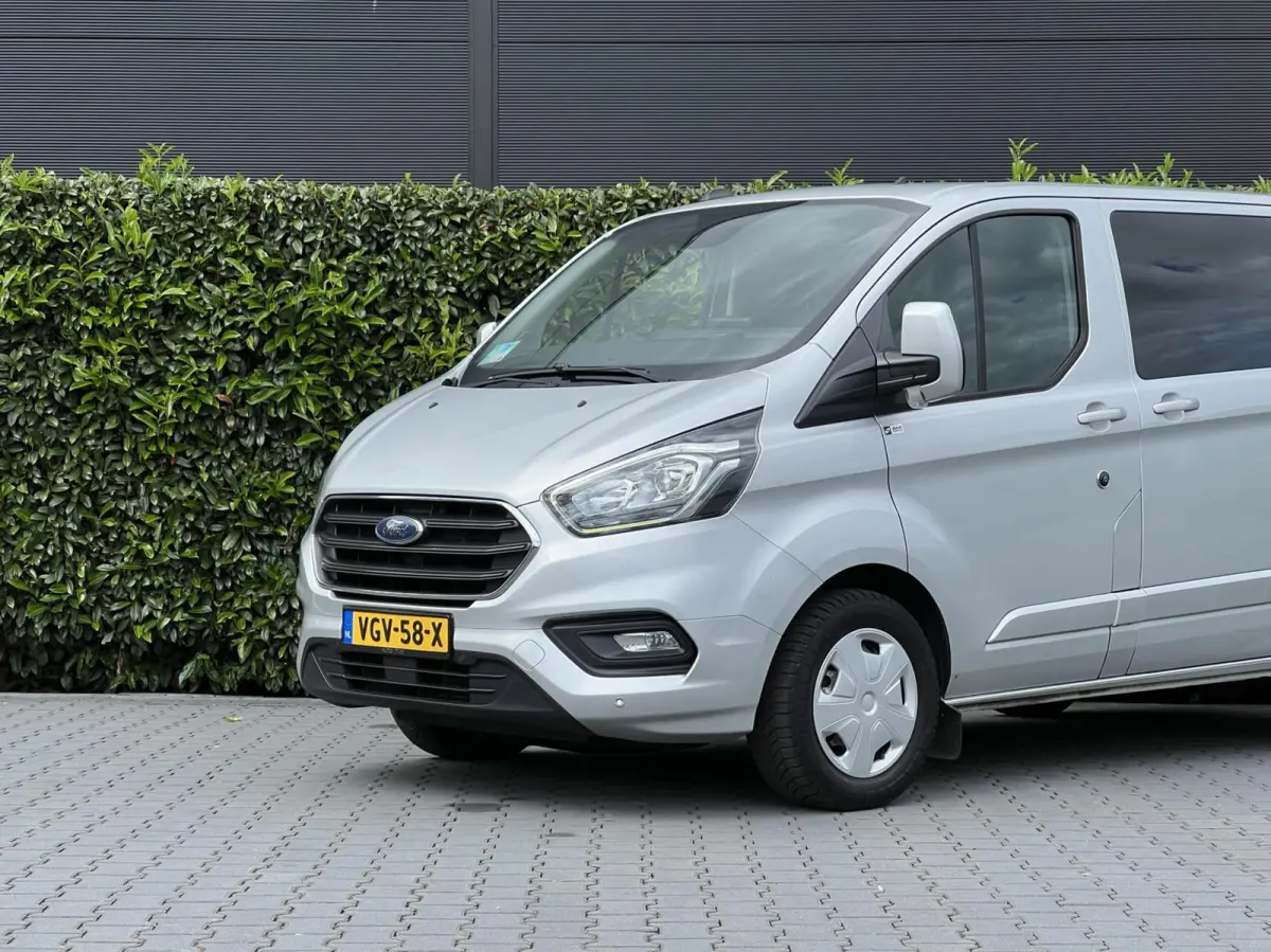 300 2.0 TDCI L1H1 Limited DC, DUBBEL CABINE, AIRCO, NAVIGATIE, CRUISE CONTROL, CAMERA, DUBBELE SCHUIFDEUR
