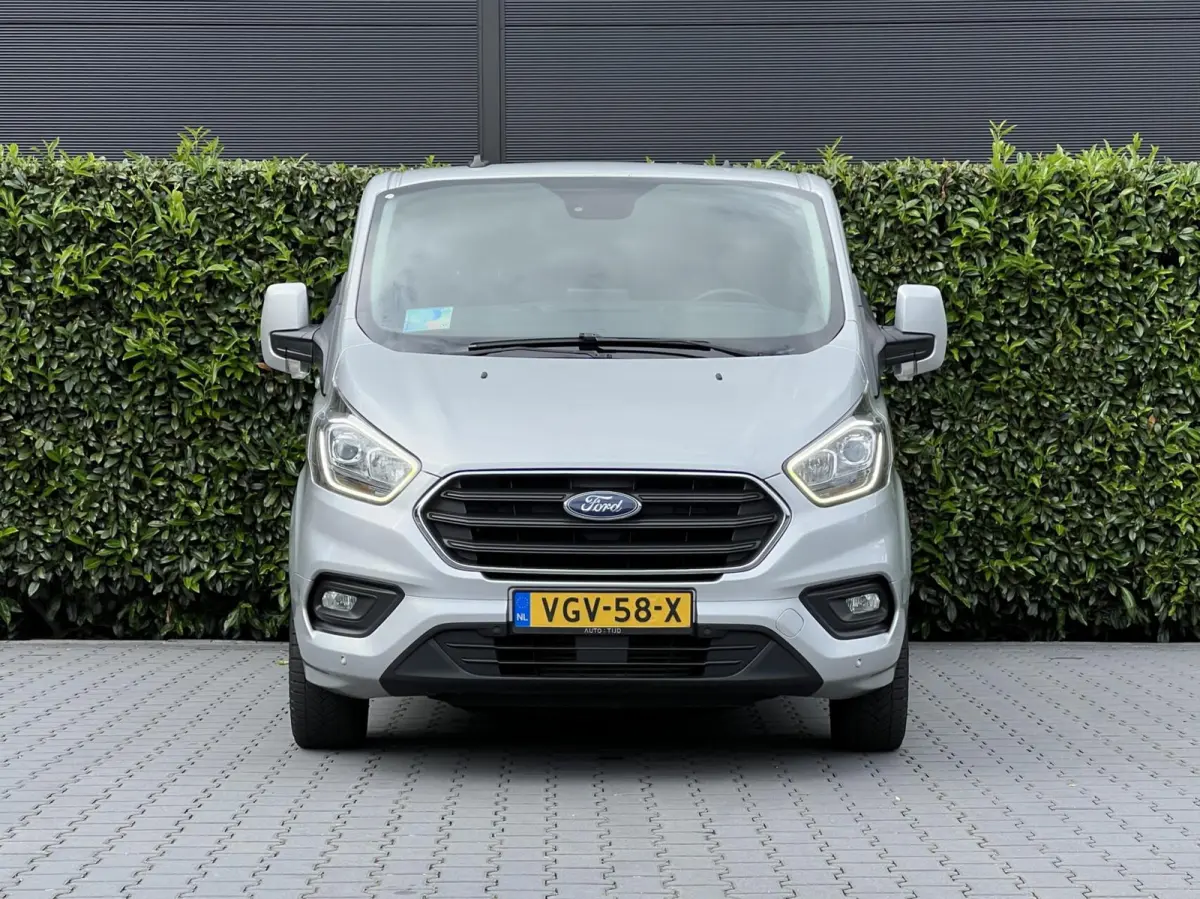 300 2.0 TDCI L1H1 Limited DC, DUBBEL CABINE, AIRCO, NAVIGATIE, CRUISE CONTROL, CAMERA, DUBBELE SCHUIFDEUR