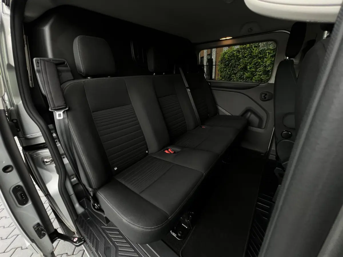 300 2.0 TDCI L1H1 Limited DC, DUBBEL CABINE, AIRCO, NAVIGATIE, CRUISE CONTROL, CAMERA, DUBBELE SCHUIFDEUR