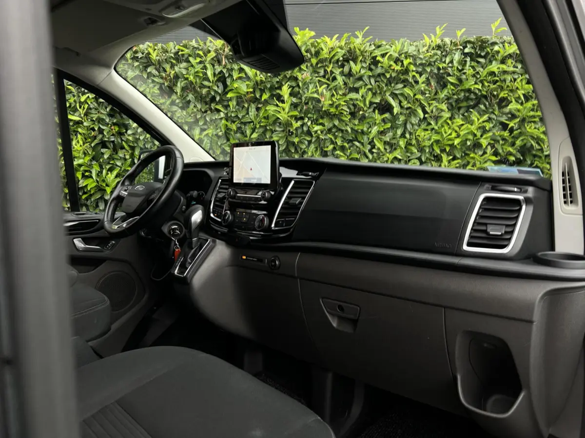 300 2.0 TDCI L1H1 Limited DC, DUBBEL CABINE, AIRCO, NAVIGATIE, CRUISE CONTROL, CAMERA, DUBBELE SCHUIFDEUR