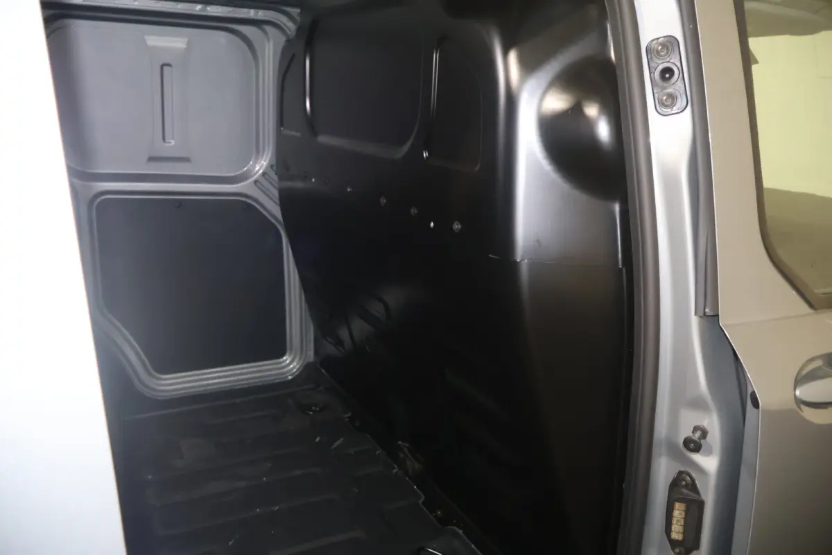 Limited 44 kWh Airco