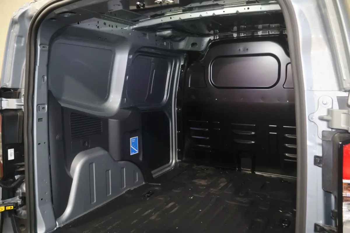 Limited 44 kWh Airco