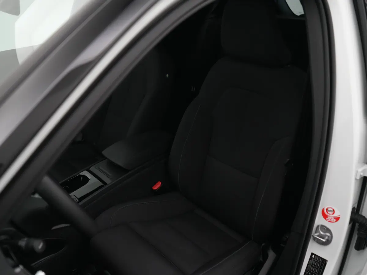 Single Extended Plus 82 kWh | Adaptive Cruise | Pilot Assist | Camera | Trekhaak | Camera | Warmtepomp | Stoel- & Stuurverwarming