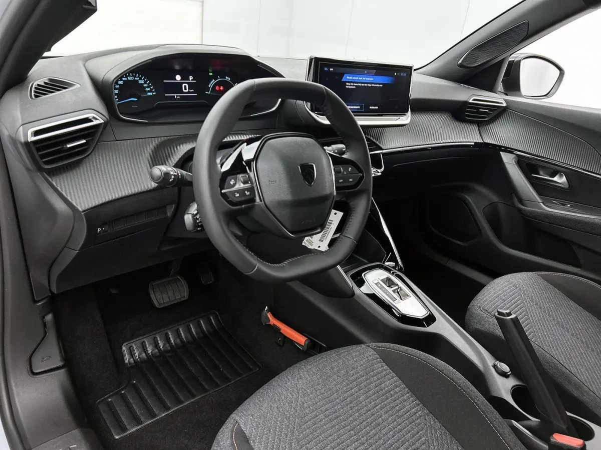 1.2 Hybrid 110pk Business Automaat | VOORRAAD VOORDEEL | Navigatie | Climate Control | Cruise Control | Parkeersensoren | LED | Apple Carplay/Android Auto |
