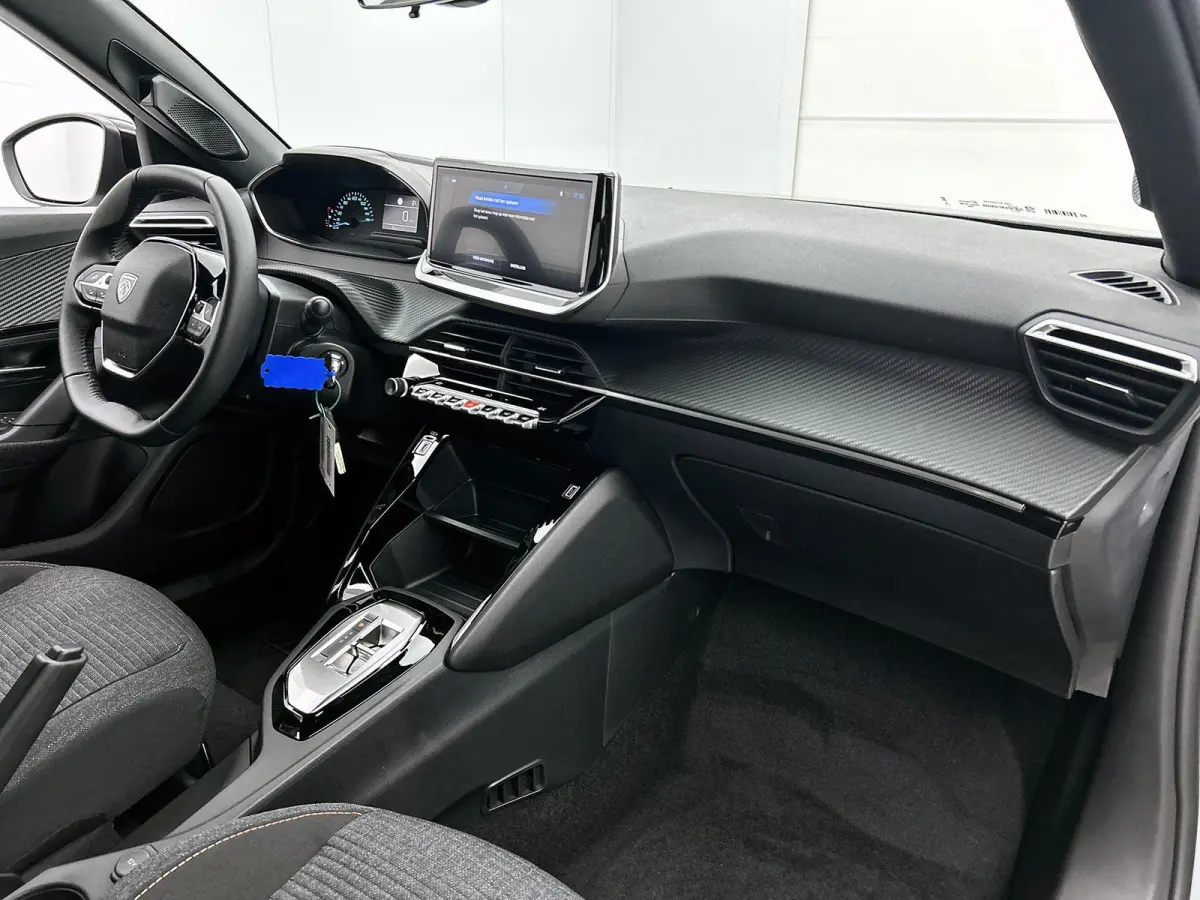 1.2 Hybrid 110pk Business Automaat | VOORRAAD VOORDEEL | Navigatie | Climate Control | Cruise Control | Parkeersensoren | LED | Apple Carplay/Android Auto |