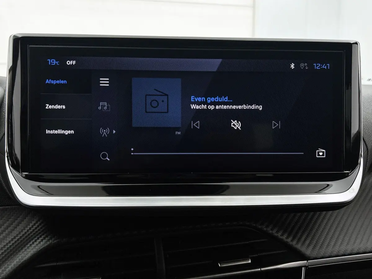 1.2 Hybrid 110pk Business Automaat | VOORRAAD VOORDEEL | Navigatie | Climate Control | Cruise Control | Parkeersensoren | LED | Apple Carplay/Android Auto |