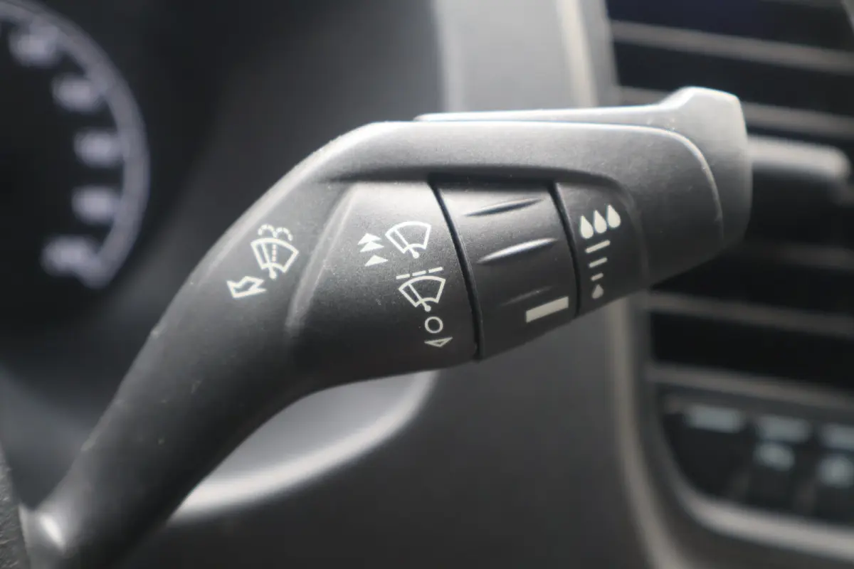 2.0 TDCI L2 H1 DC 185pk Automaat