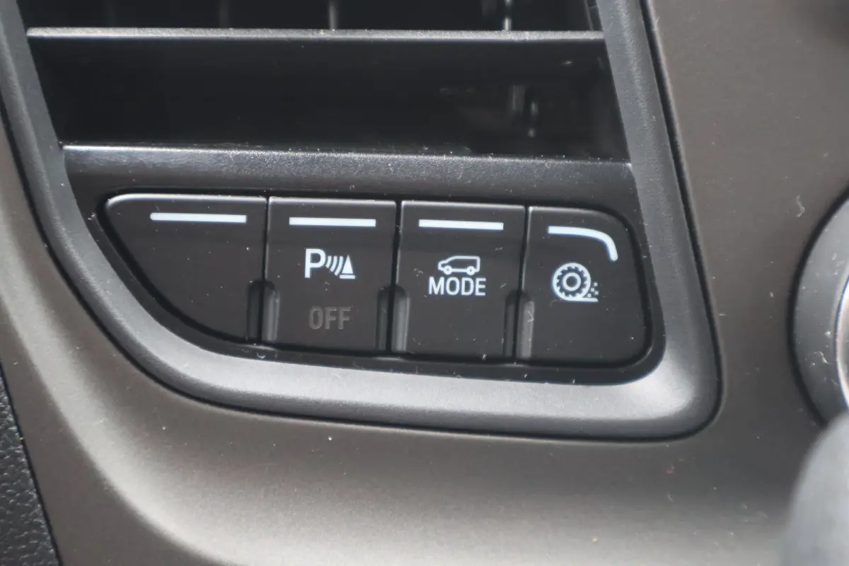 2.0 TDCI L2 H1 DC 185pk Automaat