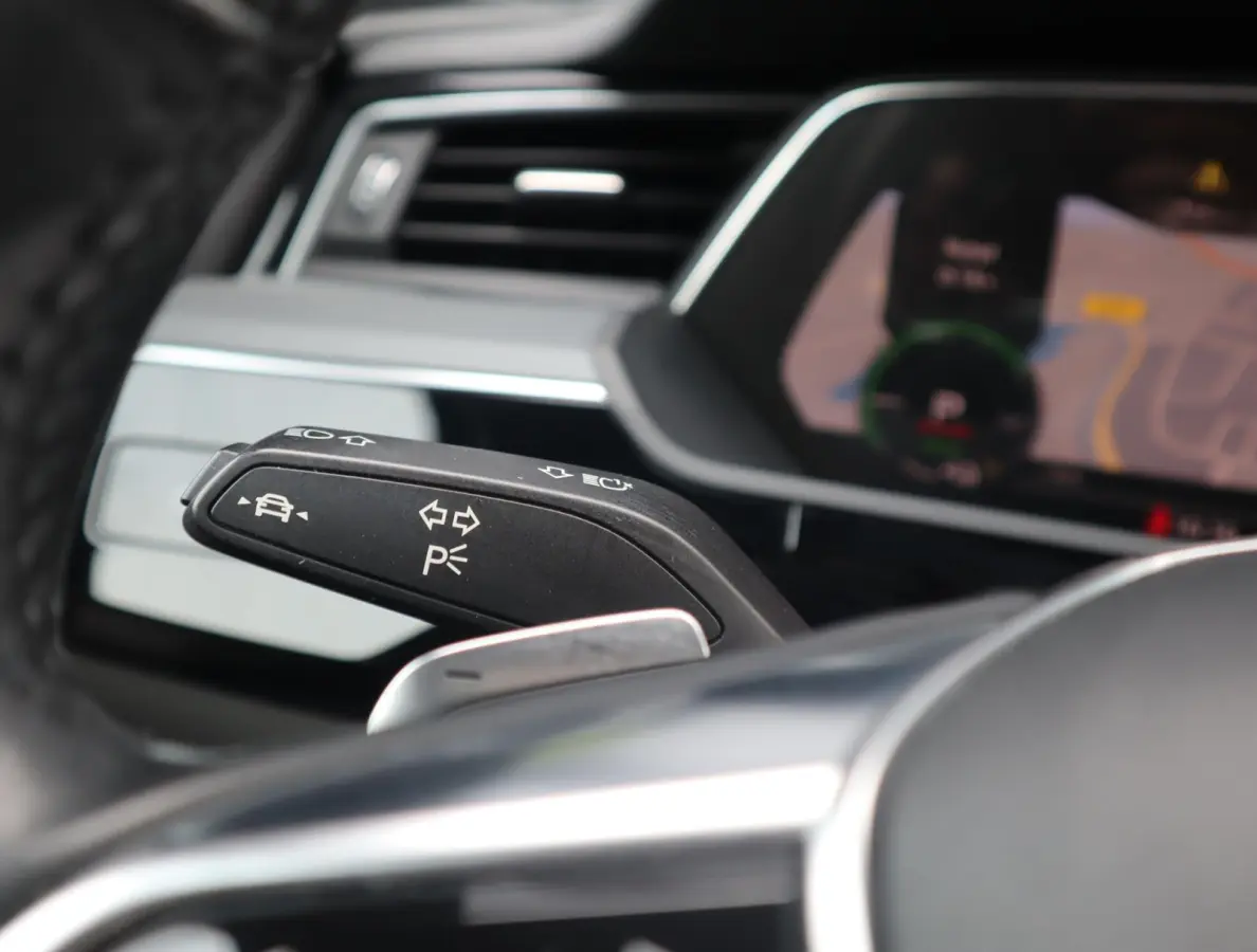 55 quattro advanced Pro Line Plus 95 kWh SOH 91% | Pano |  360 camera | HUD | Bang & Olufsen