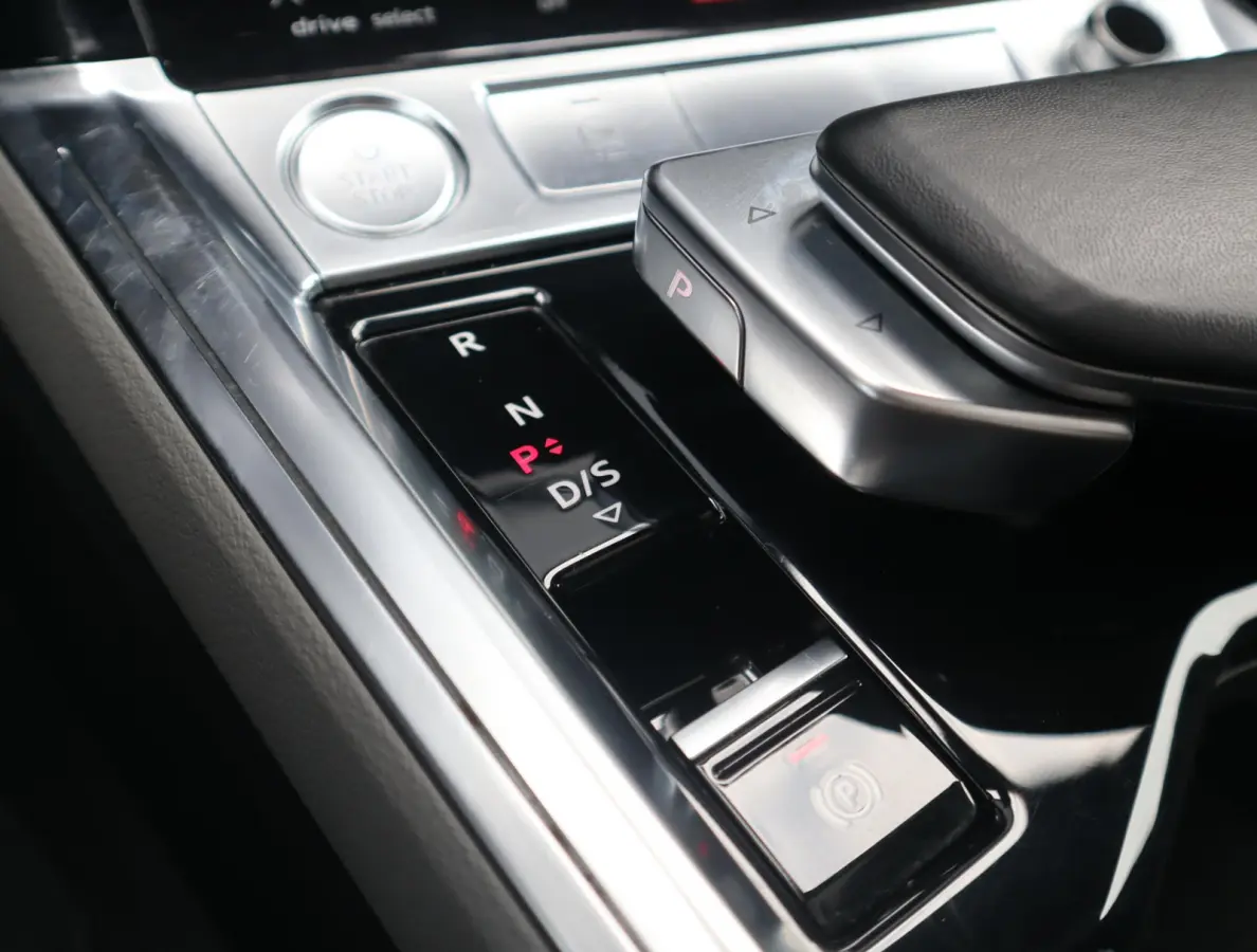 55 quattro advanced Pro Line Plus 95 kWh SOH 91% | Pano |  360 camera | HUD | Bang & Olufsen