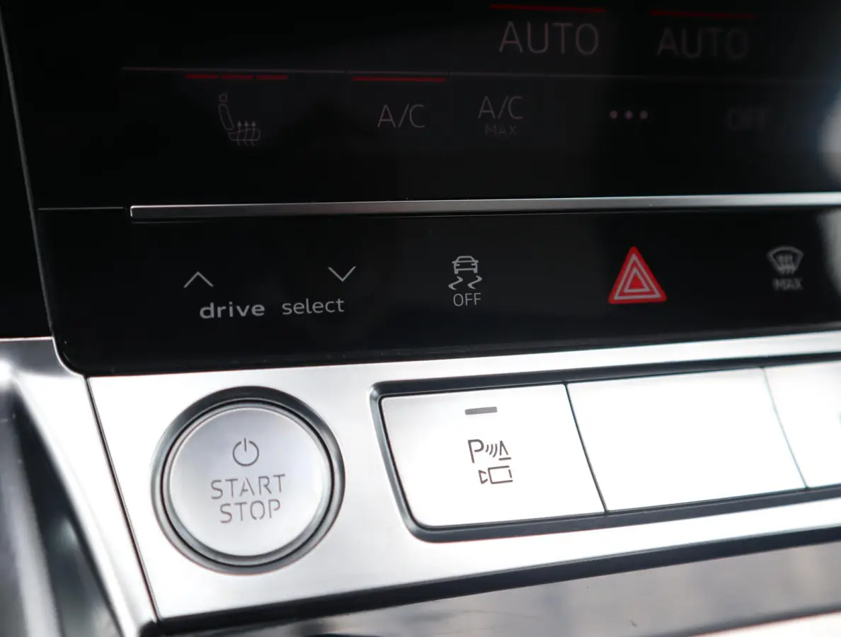 55 quattro advanced Pro Line Plus 95 kWh SOH 91% | Pano |  360 camera | HUD | Bang & Olufsen