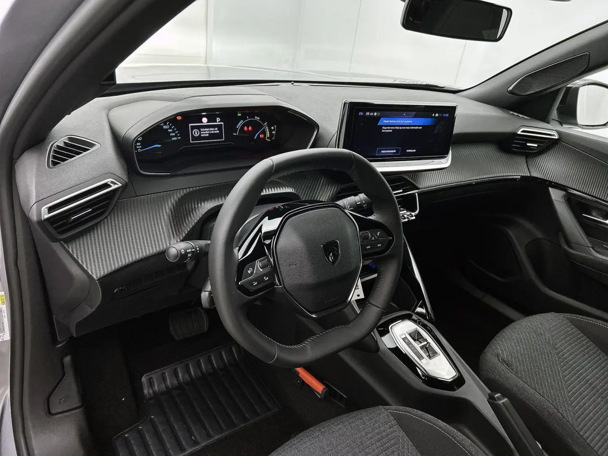 1.2 Hybrid 110pk Business Automaat | VOORRAAD VOORDEEL | Navigatie | Climate Control | Cruise Control | Parkeersensoren | LED | Apple Carplay/Android Auto |