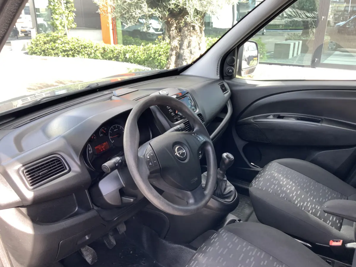 1.3 CDTi L1H1 Edition Airco 2 Zits Euro 6