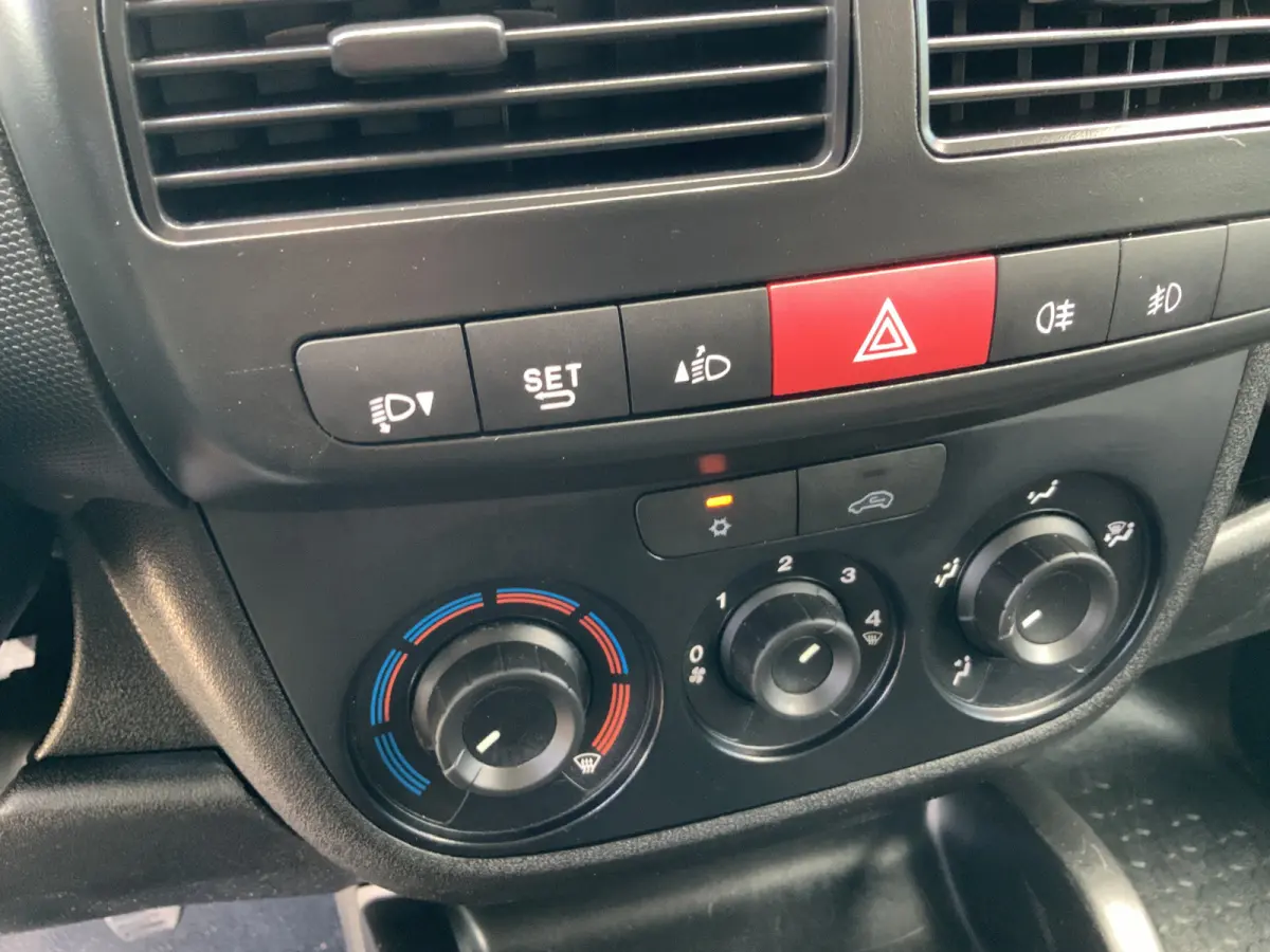 1.3 CDTi L1H1 Edition Airco 2 Zits Euro 6