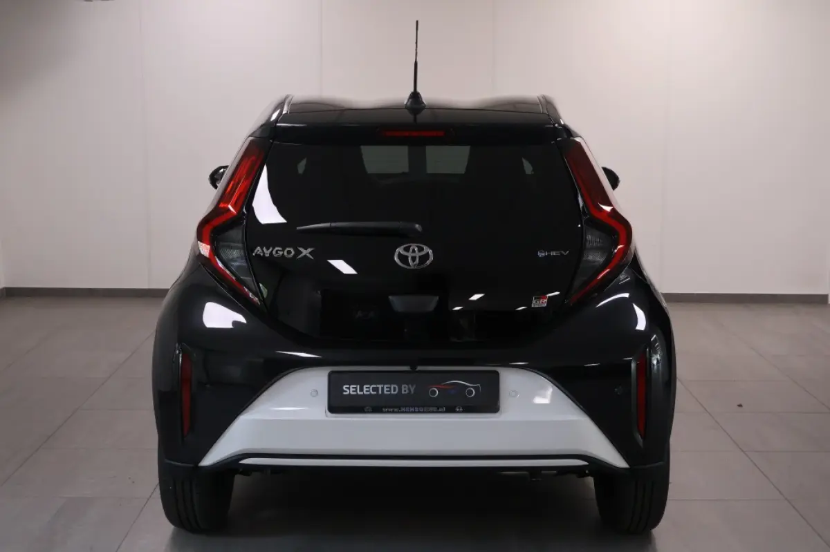 Hybrid 115 GR Sport | € 2.000 Voordeel