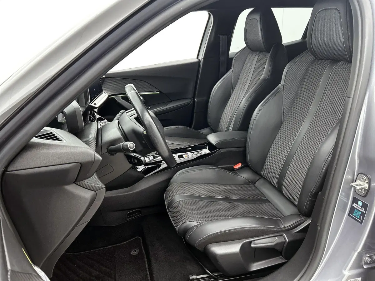 EV 136pk GT 50 kWh Automaat | Navigatie | Climate Control | Cruise Control | Camera | 18"LMV | LED | Keyless Start | Apple Carplay/Android Auto |