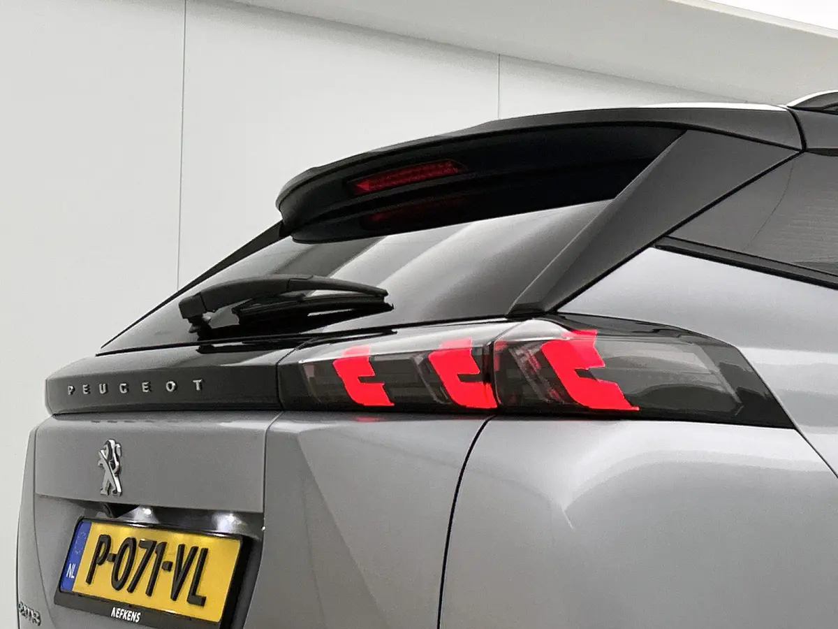 EV 136pk GT 50 kWh Automaat | Navigatie | Climate Control | Cruise Control | Camera | 18"LMV | LED | Keyless Start | Apple Carplay/Android Auto |