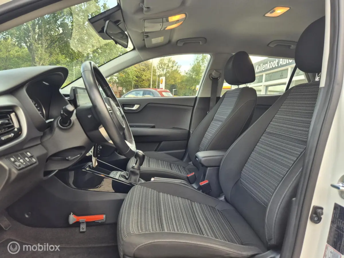 1.0 T-GDi MHEV DynamicLine, Camera, Carplay, NAP!