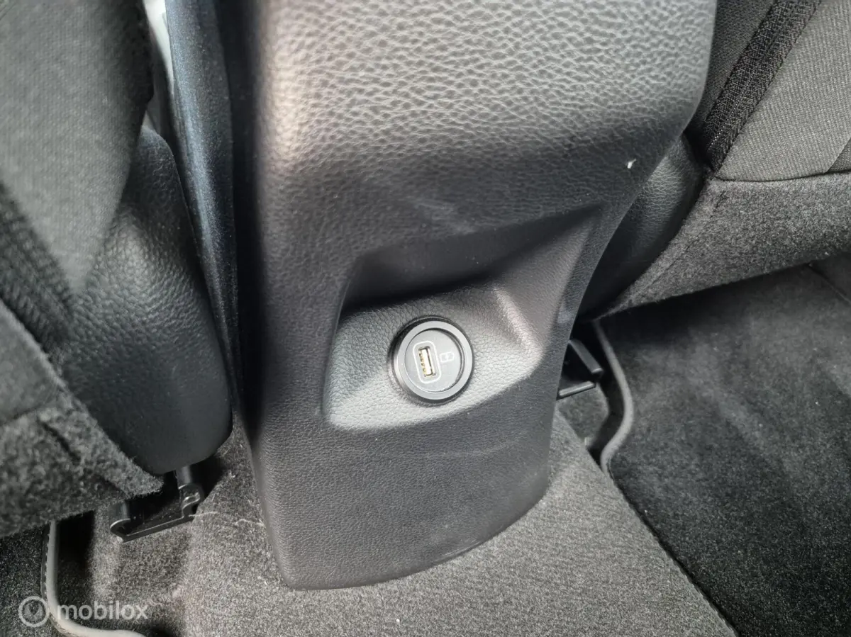 1.0 T-GDi MHEV DynamicLine, Camera, Carplay, NAP!