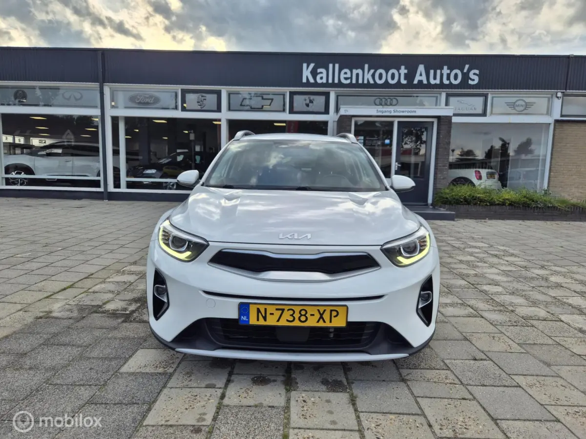 1.0 T-GDi MHEV DynamicLine, Camera, Carplay, NAP!