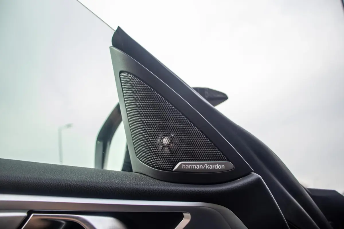 M50 High Executive 84 kWh, BTW, Origineel NL, SOH 97%
