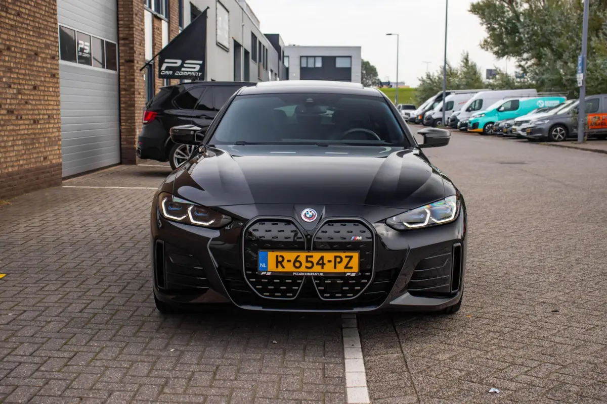 M50 High Executive 84 kWh, BTW, Origineel NL, SOH 97%