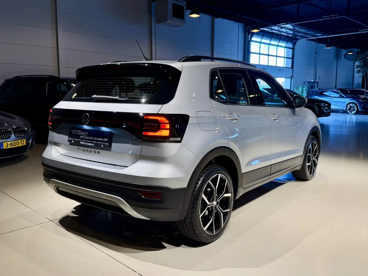 1.0 TSI DSG United ACC|Carplay|PDC|Lineast Zilver