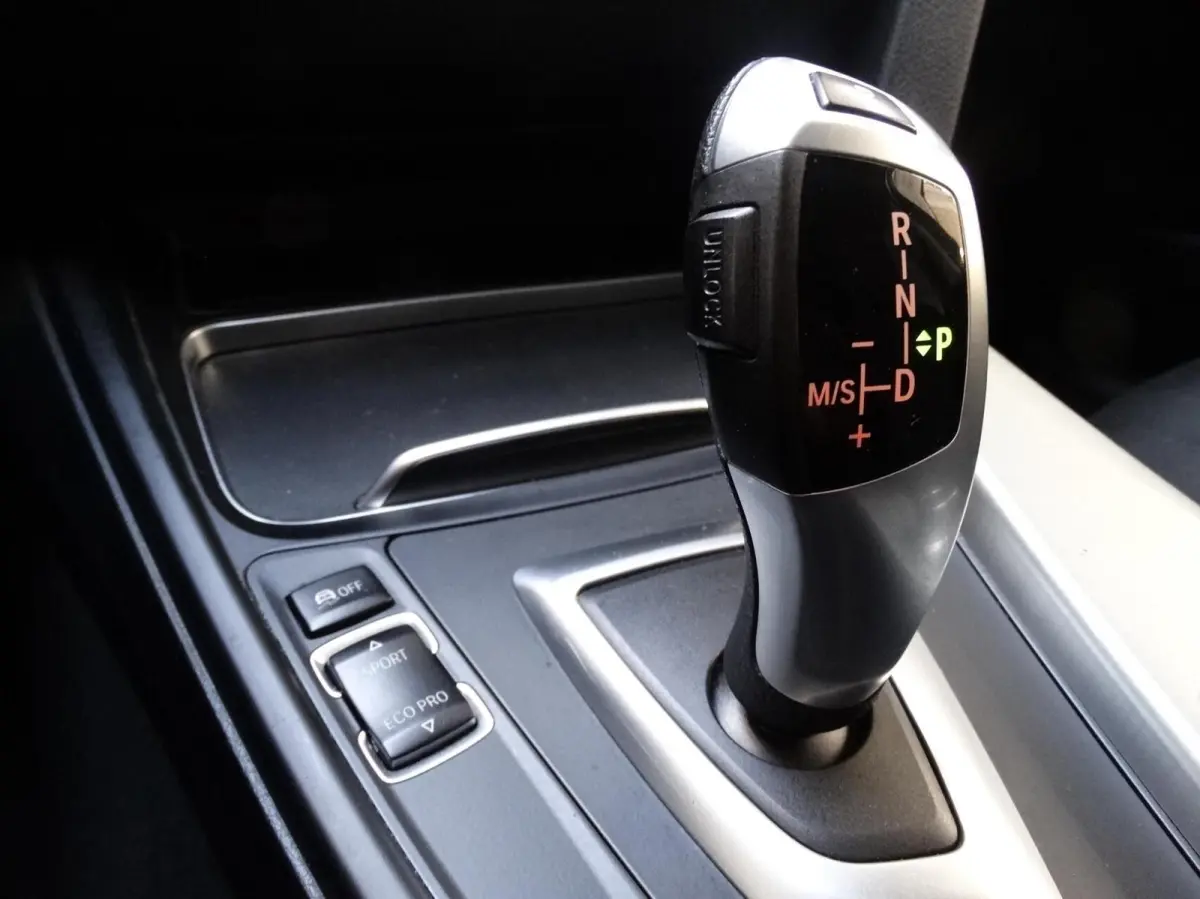 320i Edition Luxury Line Purity Executive