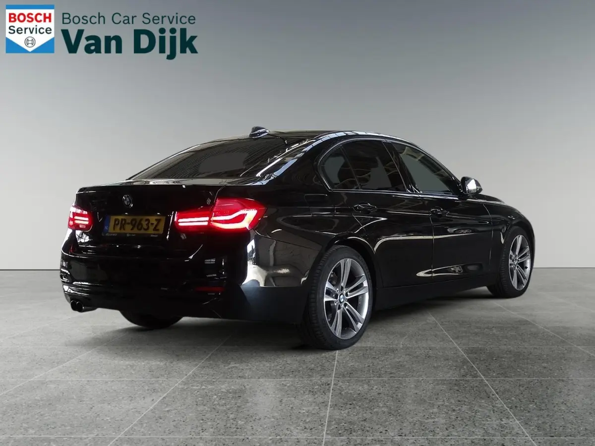 320i Edition Luxury Line Purity Executive