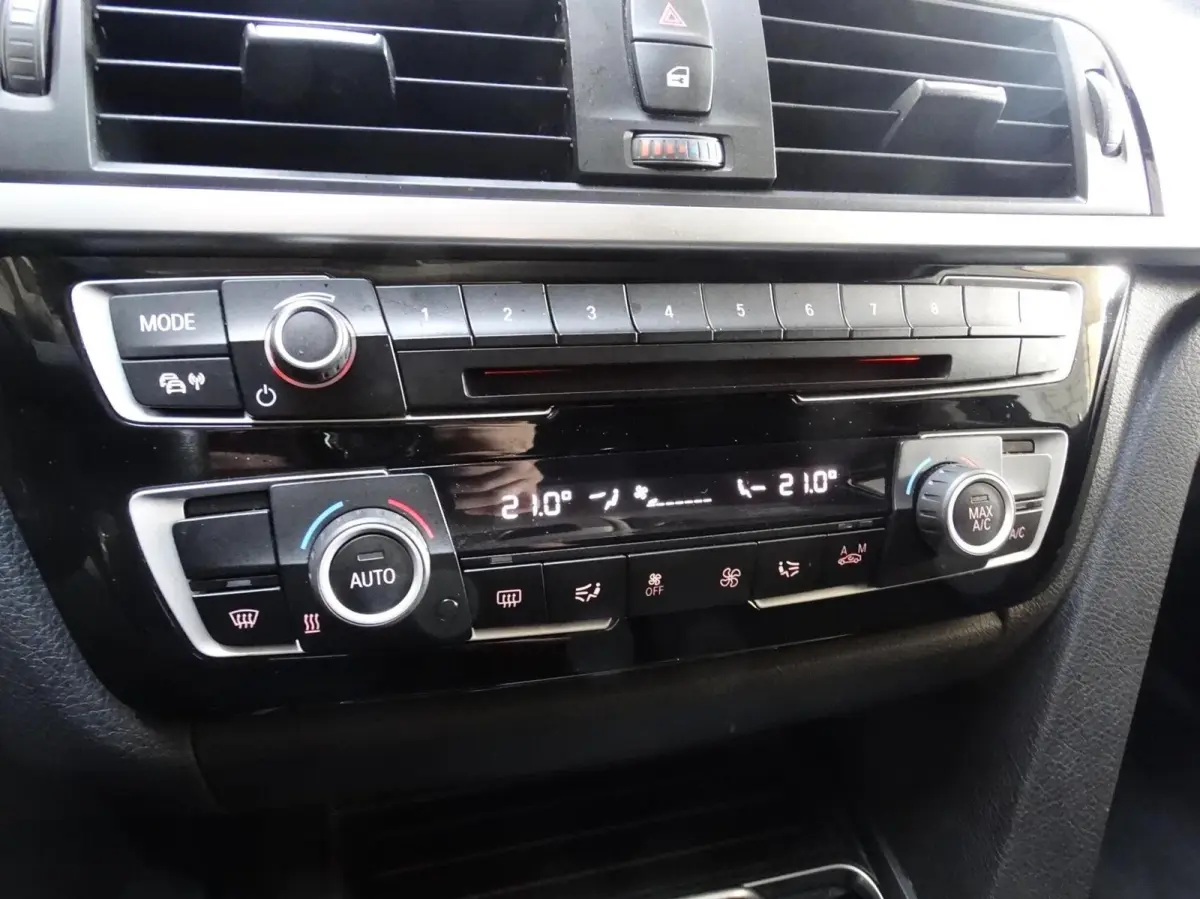 320i Edition Luxury Line Purity Executive