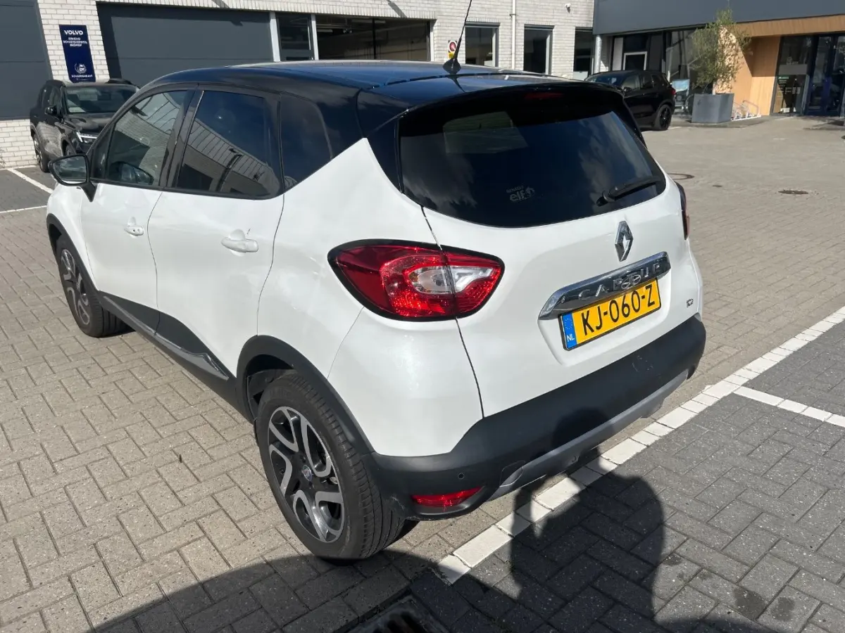 1.2 TCe Wave Automaat! | Camera | Cruise | LMV | Bluetooth | Navigatie! | Leder/Stof | PDC  | Achteruitrijcamera | Afwijkende dakkleur | Airco (automatisch)