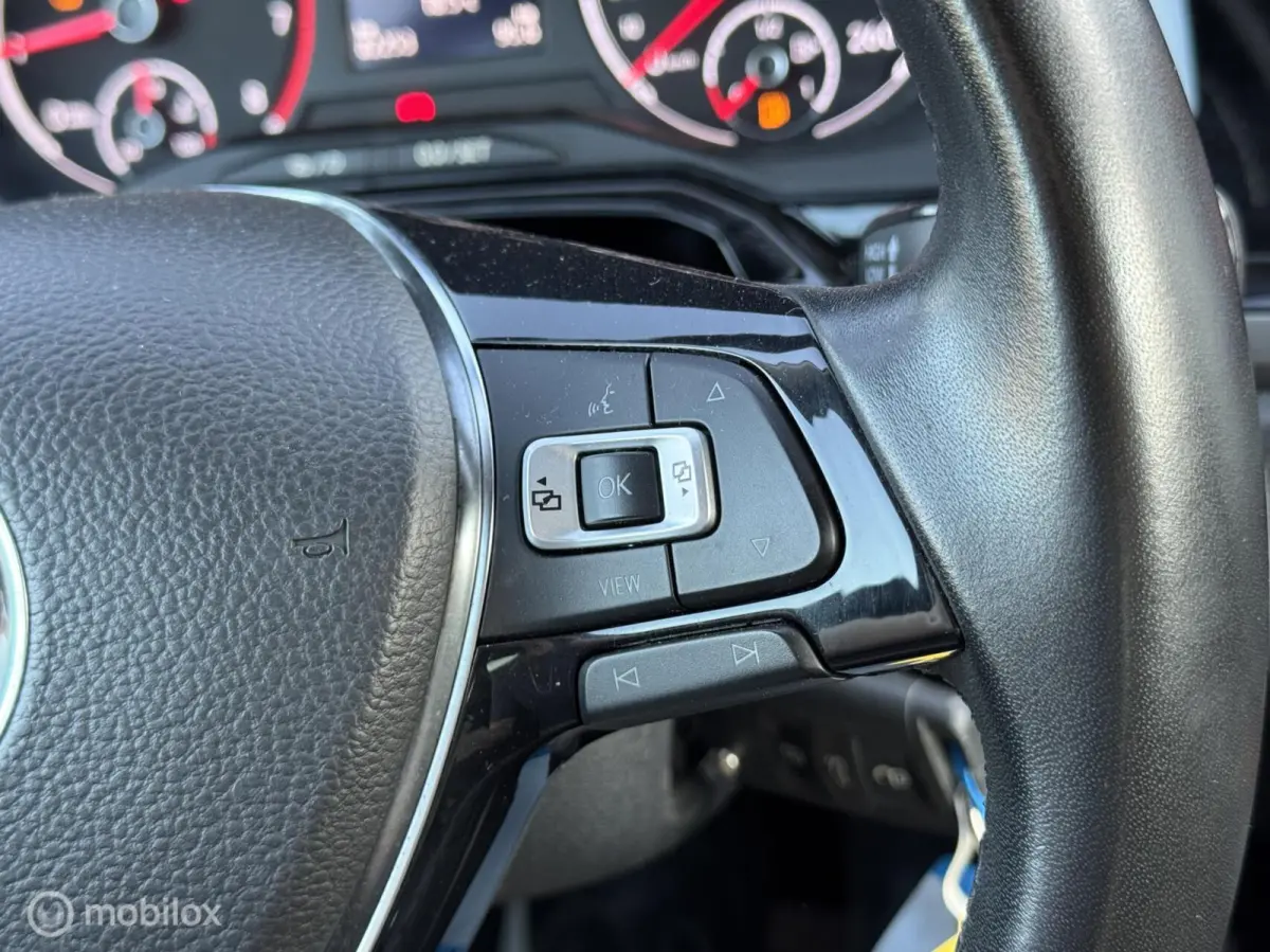 1.0 TSI Comfortline Business