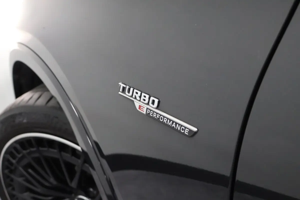 AMG 63 S E Performance|Pano|AUT|Leder|headup|keyless