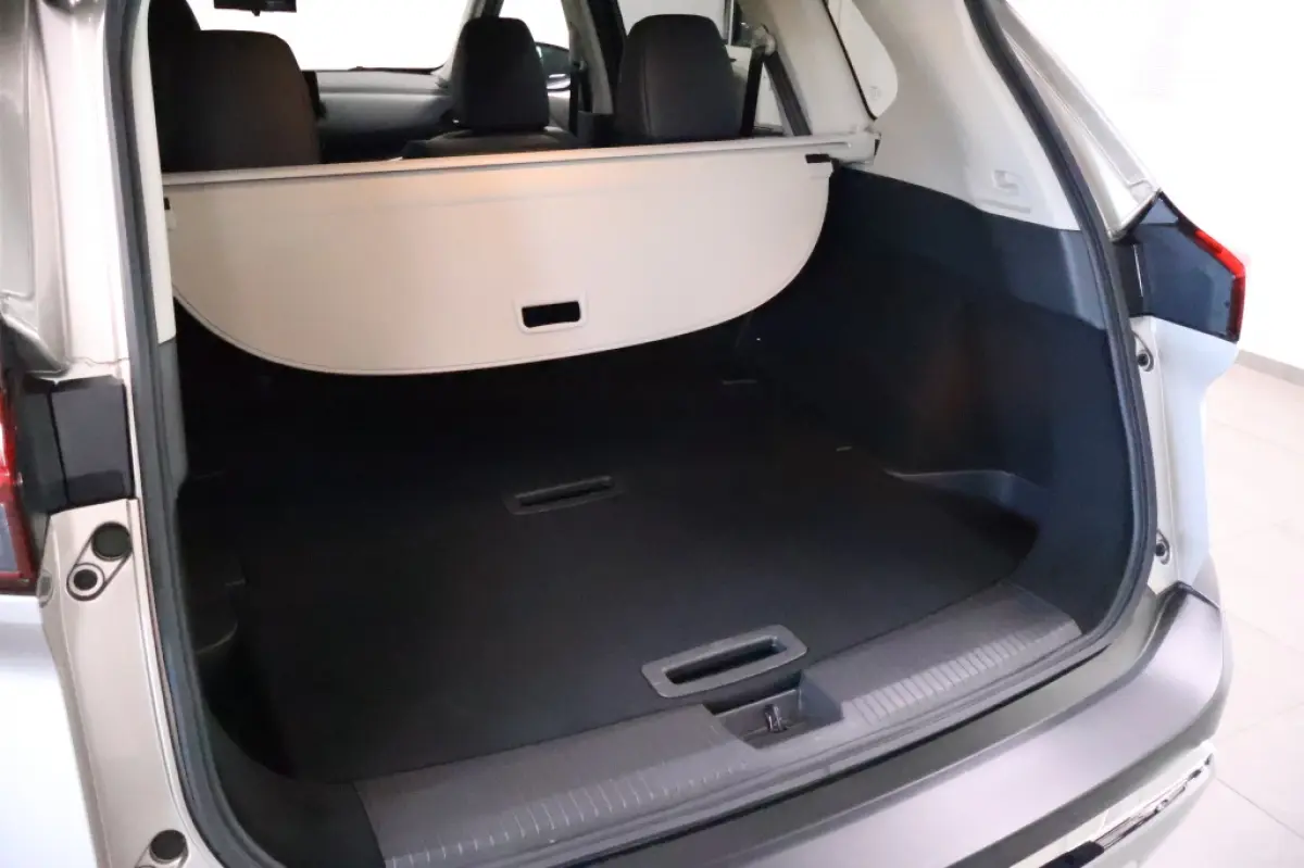 1.5 e-4ORCE Tekna 4WD | Two-Tone
