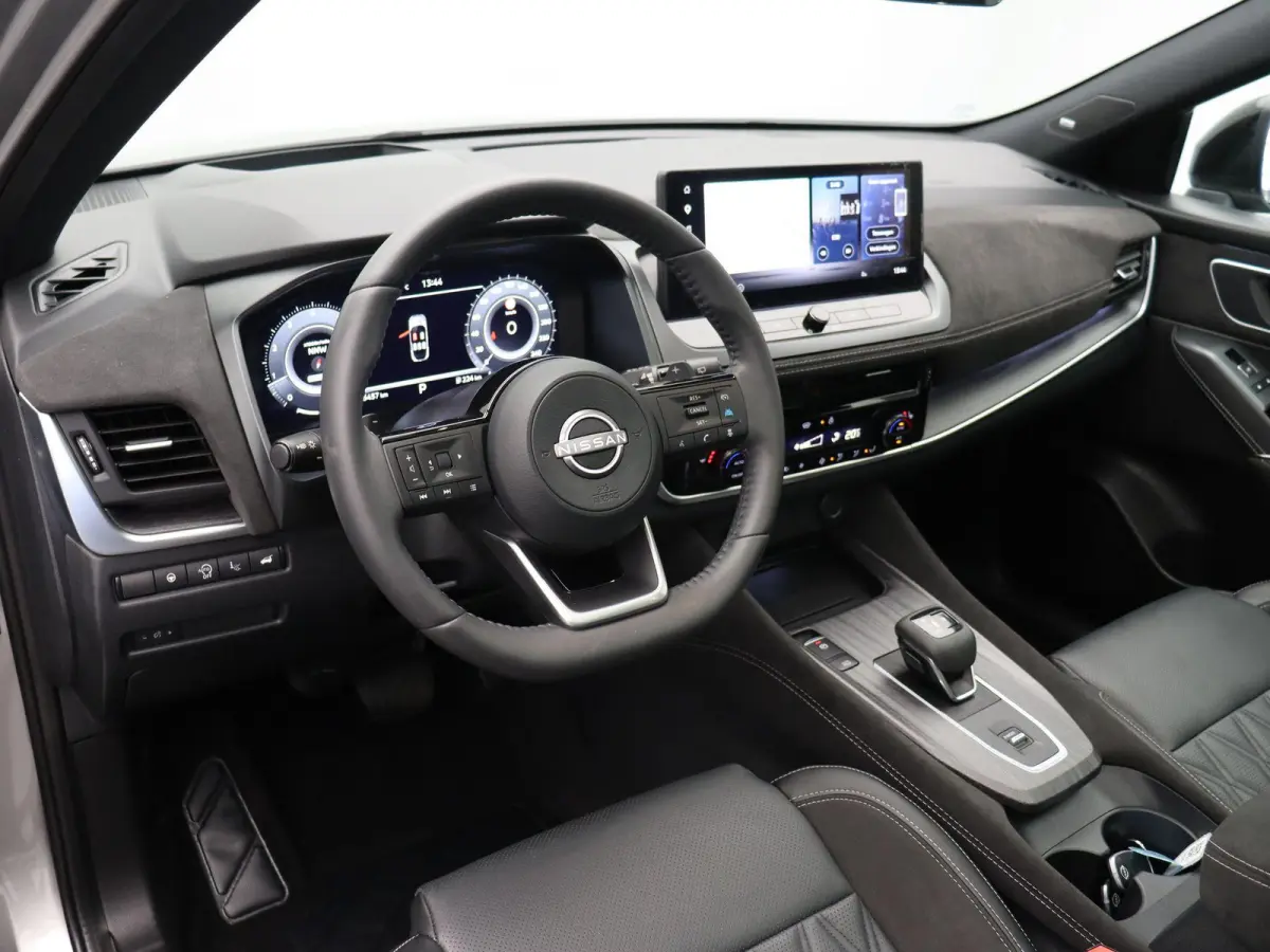 1.3 MHEV Xtronic Tekna Plus | Leder | Stoel en stuurverwarming | Memory | Carplay | HUD | Led |