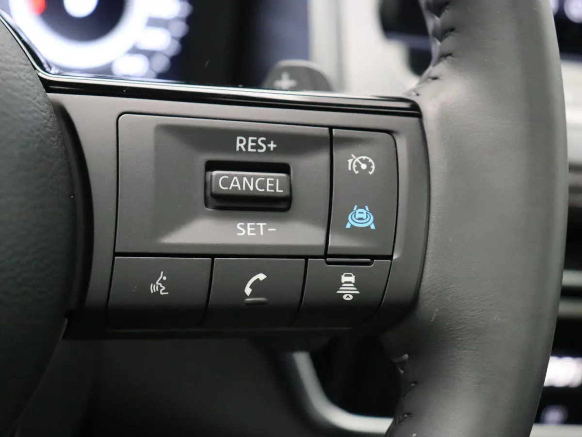 1.3 MHEV Xtronic Tekna Plus | Leder | Stoel en stuurverwarming | Memory | Carplay | HUD | Led |