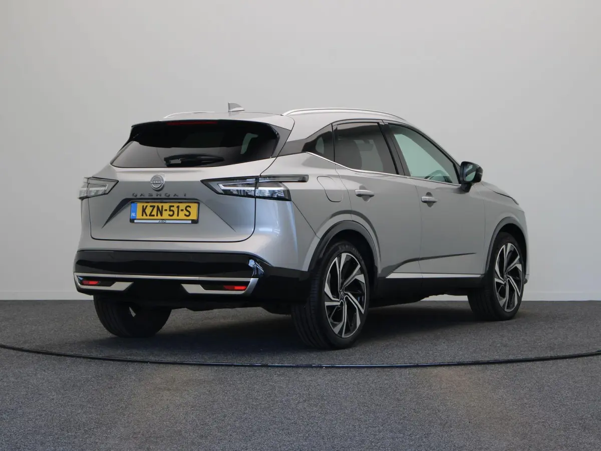 1.3 MHEV Xtronic Tekna Plus | Leder | Stoel en stuurverwarming | Memory | Carplay | HUD | Led |