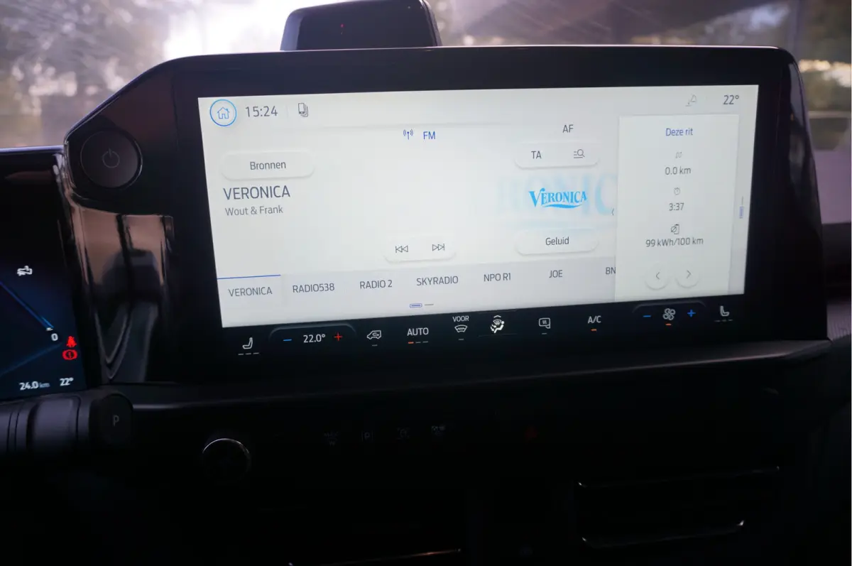 320L 218PK 71KWH AWD Limited Elektrisch AUT BPM VRIJ!! Apple CP/Android A, LED, Trekhaak, 2x Schuifdeur!! NR. EC51